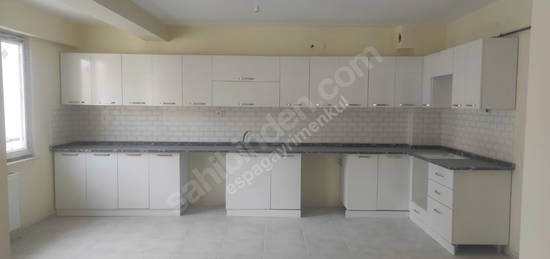 IŞIKLAR MAH SATILIK GENİŞ 3+1 SIFIR DUBLEKS DAİRE