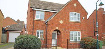 4 bedroom detached house to rent