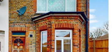 Maisonette for sale in Priory Park Road, Harrow HA0