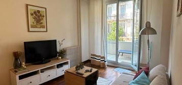 Appartement meublé  à louer, 4 pièces, 3 chambres, 85 m²