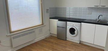 Studio to rent in Stratford, London E15