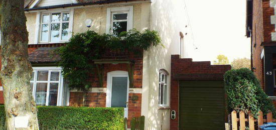 4 bedroom semi-detached house