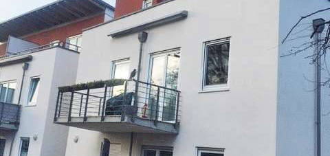 Ronsdorf - grün und zentral - hier stimmt die Lage 3-Zimmer-barrierearme Wohnung mit großer Terrasse