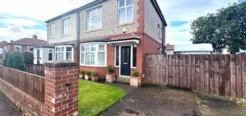 3 bed semi-detached house for sale