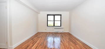 170 W Kingsbridge Rd APT 5D, Bronx, NY 10463