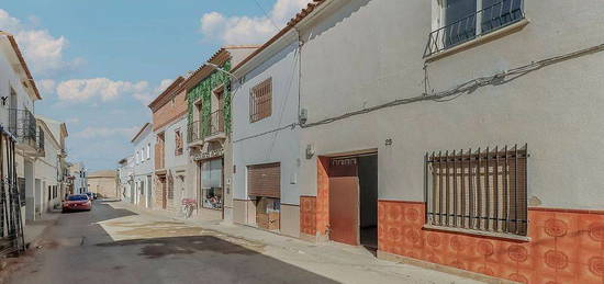 Casa rural en calle Isabel I de Castilla en Mota del Cuervo