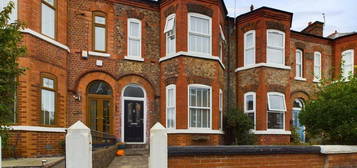 4 bedroom terraced house for sale