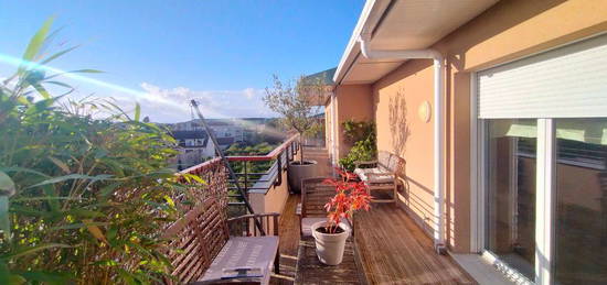 Appartement F3 avec spacieuse terrasse - MANTES-LA-JOLIE