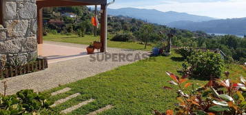 Casa / Villa T3 em Couto de Esteves de 130,00 m²