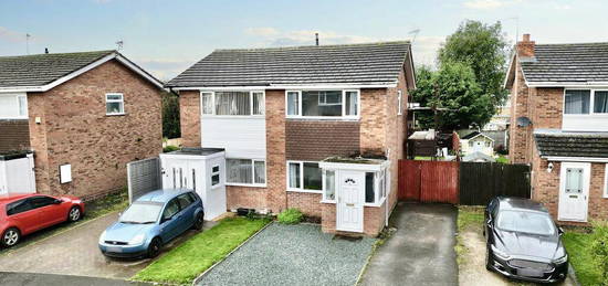 2 bedroom semi-detached house for sale