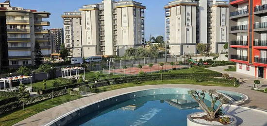 alanya avsallarda lux sitede 2+1 esyali daire