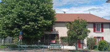 Maison individuelle ,jardin ,terrasse ,garage