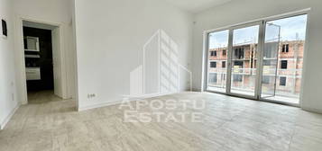 Apartament cu 2 camere, pod propriu in CF, zona Planetelo...