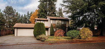 5812 19th Ave SE, Lacey, WA 98503