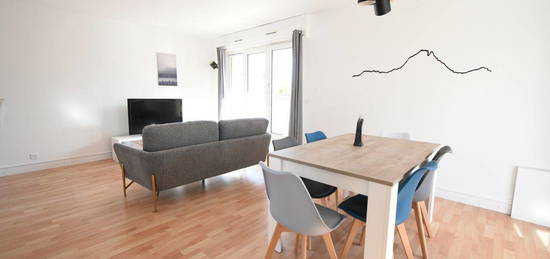 Appartement meublé 65M2 avec grande terrasse