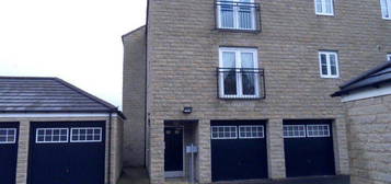 Flat for sale in Rotary Close, Dewsbury, West Yorkshire WF13