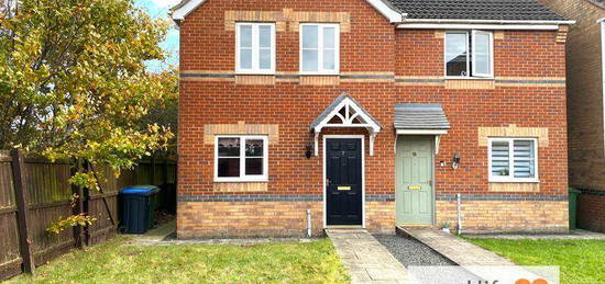 3 bedroom semi-detached house