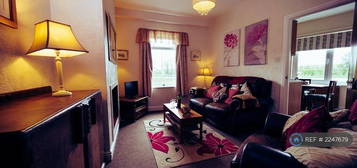 2 bedroom terraced house