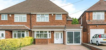 3 bedroom semi-detached house for sale