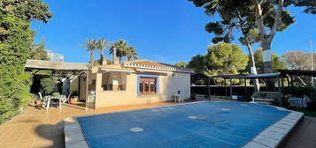 Chalet en Dehesa de Campoamor - La Regia - Aguamarina, Orihuela