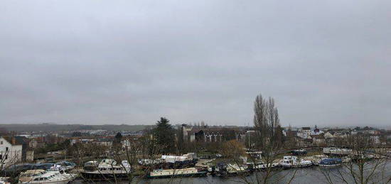 Appartement F4 Auxerre sur les quais de la marine