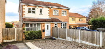 3 bed semi-detached house for sale