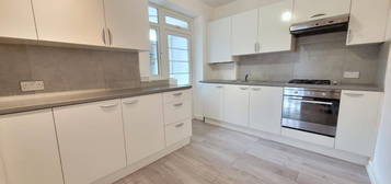 4 bed flat to rent