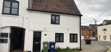 1 bed end terrace house to rent