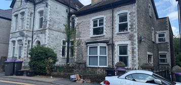 3 bed flat for sale