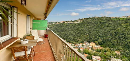 NICE COSTIÈRE - Appartement 4 pièces avec vue panoramique, terrasse, parking