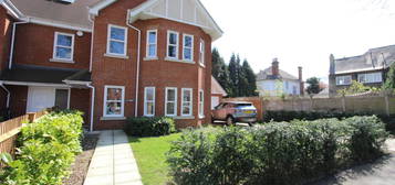 Semi-detached house to rent in Cornwall Road, Cheam, Sutton, Surrey SM2