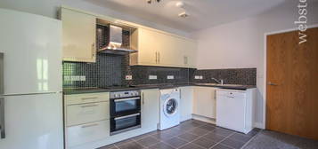 Flat to rent in Bertram Way, Norwich NR1