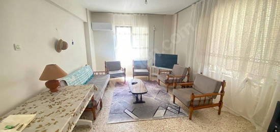 BALIKESİR/AYVALIK/SARIMSAKLI'DA KİRALIK EŞYALI YAZLIK DAİRE