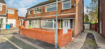 4 bed semi-detached house for sale