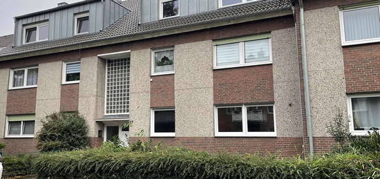 Schöne 3 Zimmerwohnung mit Balkon in gepflegtem Mehrfamilienhaus