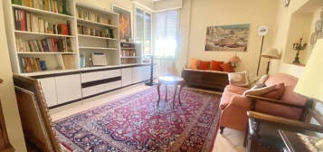 Appartamento buono stato, quarto piano, Mirabello, Reggio Emilia