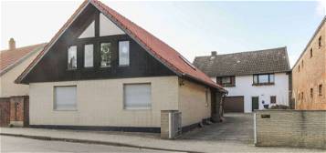 2 Häuser zu einem Preis in Neindorf bei Wolfsburg, inkl. Carport für 2 Pkw
