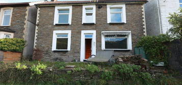 2 bed detached house for sale