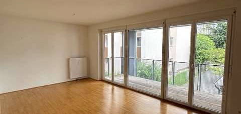 2-Zimmer Wohnung mit großem Balkon , UNI/ LKH-Nähe