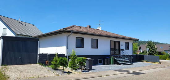 Herrliches Winkelbungalow Freistehend in Keltern - Weiler