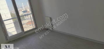 SATILIK... Esenyurt Hayatpark 4 Sitesi 2+1 97 m2 Daire.