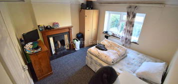 1 bedroom house share