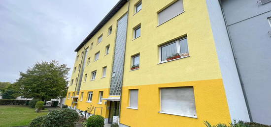 2 ZKB Wohnung mit Balkon und Ausblick