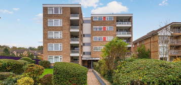 Flat to rent in Ewell Road, Surbiton KT6