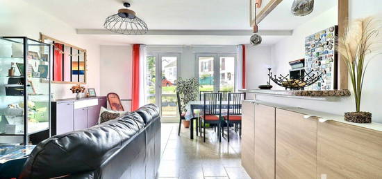 A VENDRE : duplex 3 pièces de 57 m² à VILLEPREUX