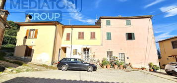 Villa bifamiliare 130 m², Serravalle Pistoiese