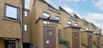 Flat for sale in Highbridge Wharf, High Bridge, Greenwich, London SE10