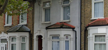 3 bed terraced house to rent