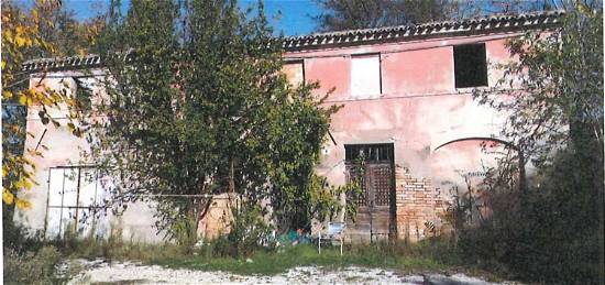 Casale/cascina in vendita a Il Gelso - Marcianella
