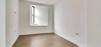 2 bed flat to rent